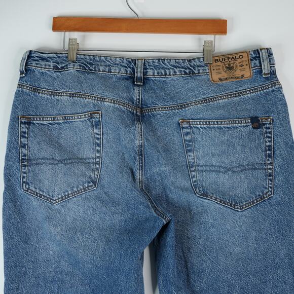 Buffalo David Bitton Jeans Mens 38x32 Ben Stretch Relaxed Tapered Medium Wash - Picture 3 of 13
